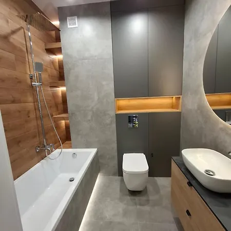 Expo Z Wanna, Hopa Lupa, Nowa Sukcesja, Bezplatny Parking Przy Ulicy W Nocy Oraz Weekend Lägenhet *