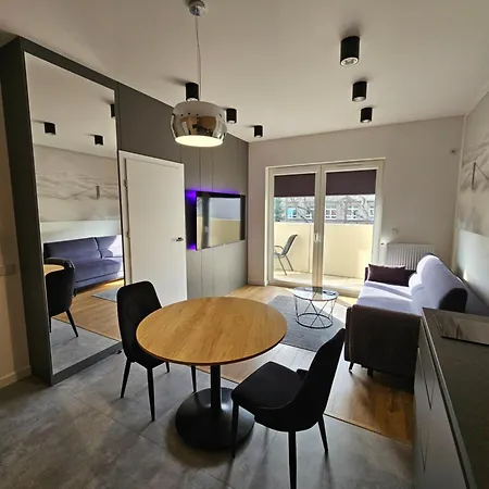 Apartman Expo Z Wanna, Hopa Lupa, Nowa Sukcesja, Bezplatny Parking Przy Ulicy W Nocy Oraz Weekend