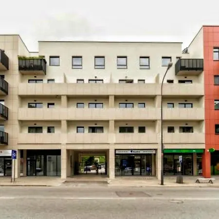 Apartman Expo Z Wanna, Hopa Lupa, Nowa Sukcesja, Bezplatny Parking Przy Ulicy W Nocy Oraz Weekend Łódź