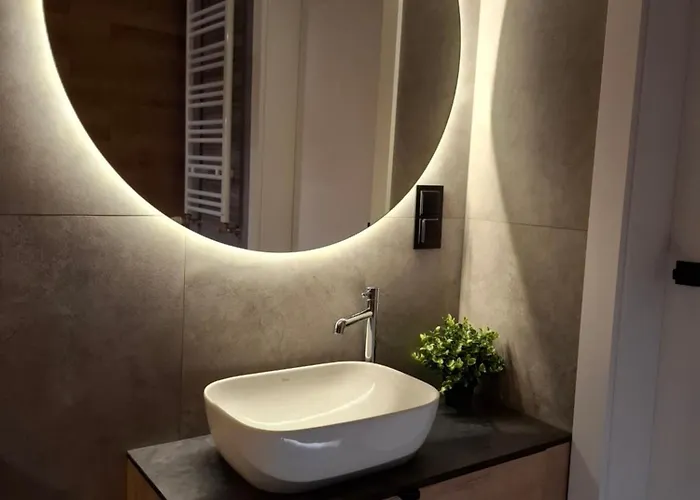 Expo Z Wanna, Hopa Lupa, Nowa Sukcesja, Bezplatny Parking Przy Ulicy W Nocy Oraz Weekend Apartamento